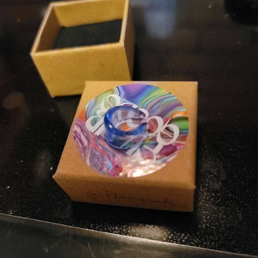Glass earcuff